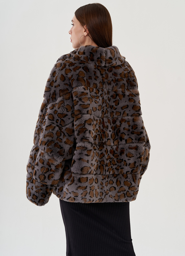 Куртка из колика с английским воротником прямого силуэта модель № 81857 универмаг малина