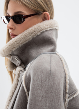 Женская короткая дубленка из эко кожи 