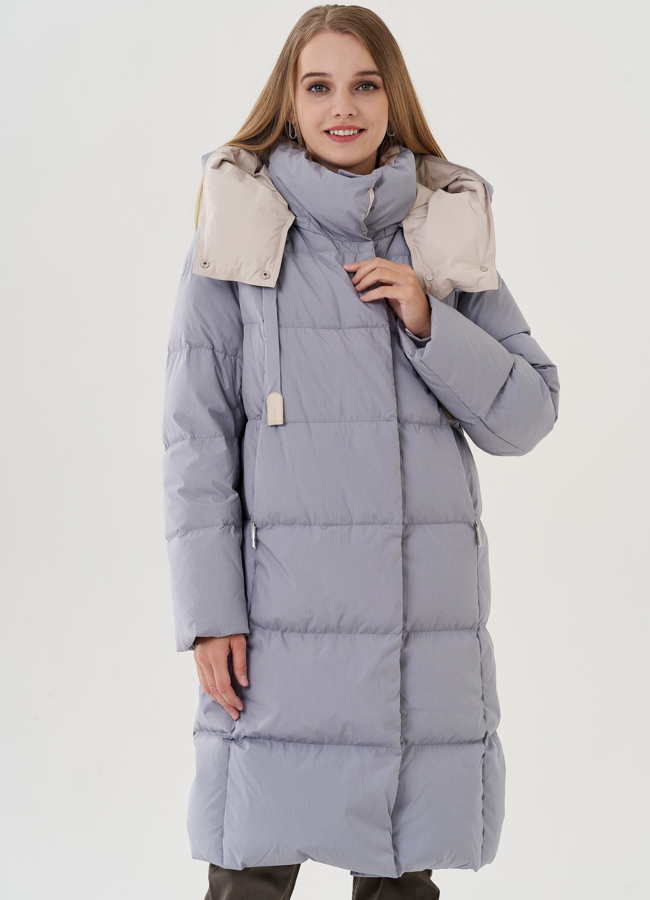 Женский пуховик с капюшоном  модель № 25706 меха малина