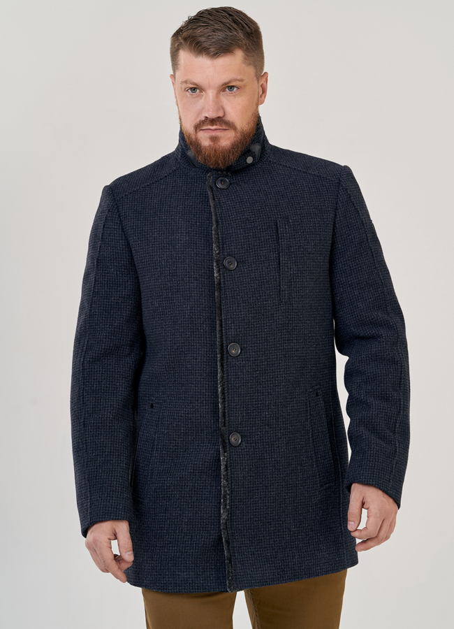 Утепленное мужское пальто модель № 23215 меха малина