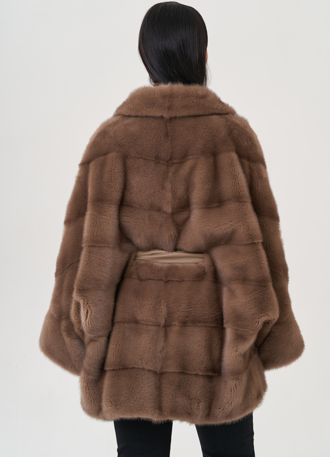 Шуба из норки с английский воротником  модель № 26015 универмаг малина