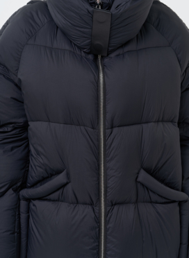 Женский пуховик с капюшоном 