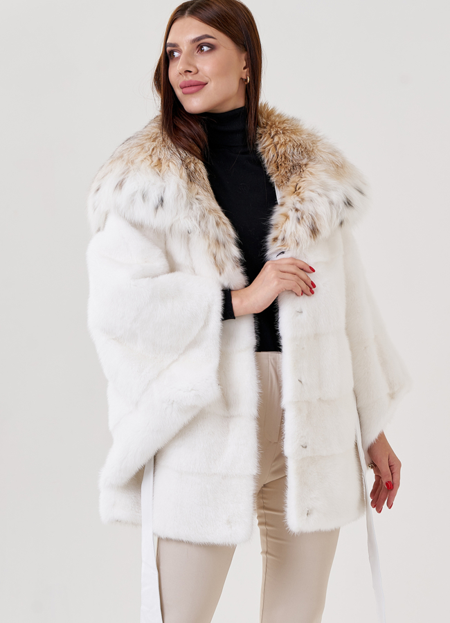 Белая шуба оверсайз с рысью модель № 23305 универмаг малина
