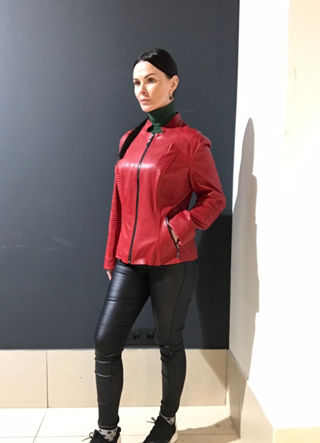 фото Куртка женская из эко кожи на молнии модель № 7990