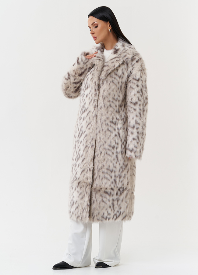 Пальто из эко меха с анималистичным принтом модель № 28553 в кредит