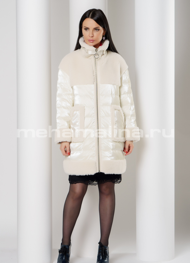 фото Белый пуховик с накладными карманами на молнии модель № 2310