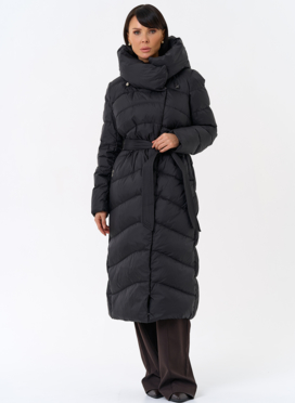 Женский длинный пуховик черного цвета с капюшоном
