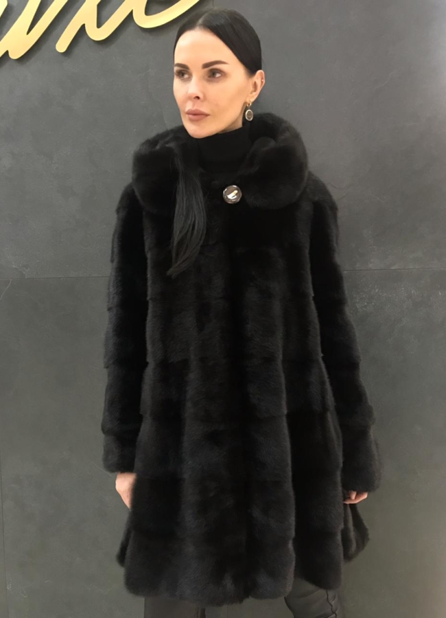 Шуба из норки модель № 18-32С меха малина