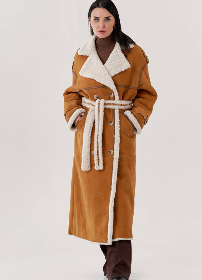 Женская дубленка с английским воротником  модель № 79589 меха малина