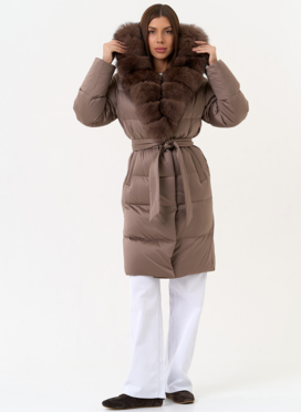 Женский пуховик с капюшоном из меха песца