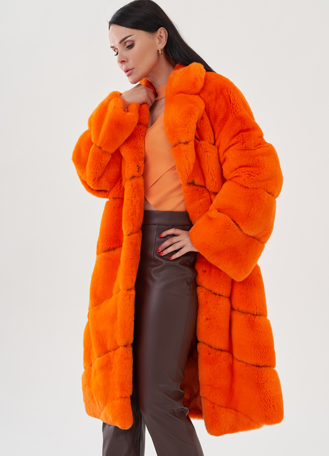 Оранжевая шуба из кролика модель № 81495 универмаг малина