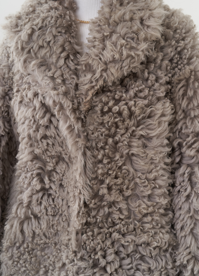 Двухсторонняя натуральная дубленка модель № 26829 в рассрочку