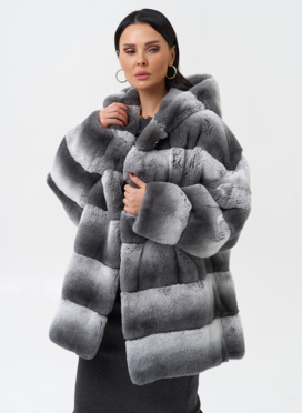 Шуба из кролика с капюшоном Шуба из кролика с капюшоном