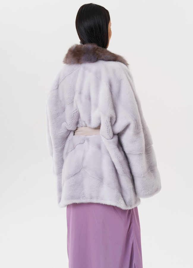 Норковая шуба под пояс с воротником из куницы модель № 27581 универмаг малина