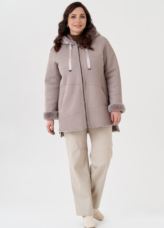 Женская дубленка  капюшоном модель № 23876 в кредит
