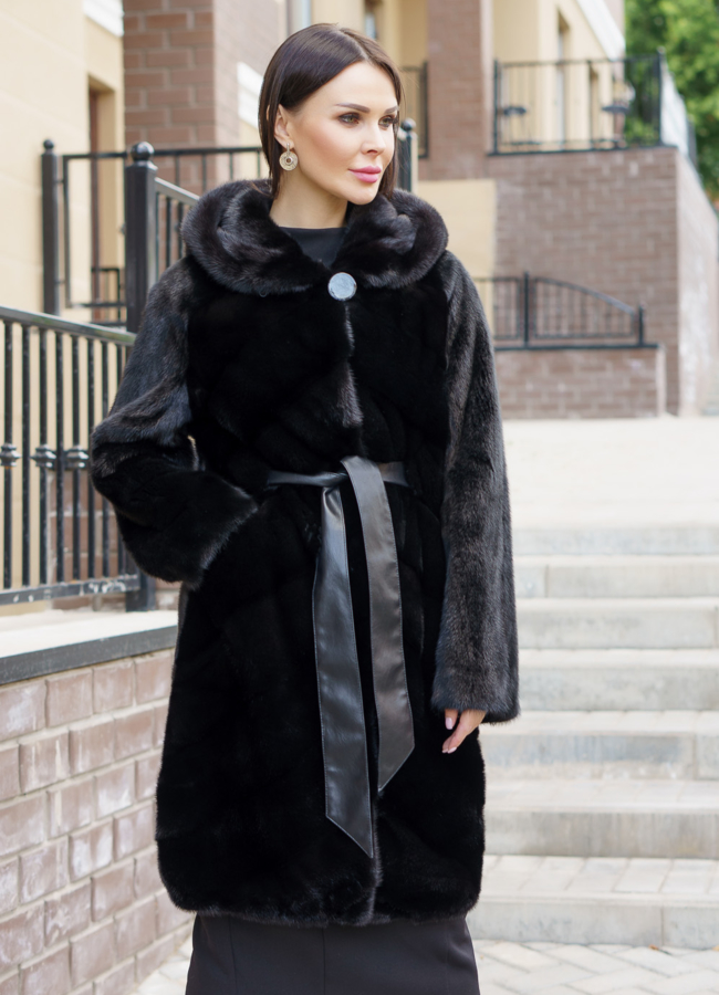 Норковая шуба черного цвета с капюшоном модель № S-778 универмаг малина