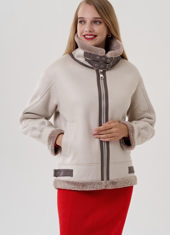 фото Женская дубленка в светло-бежевом цвете модель № 81226