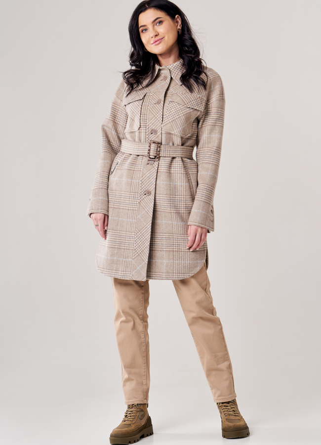 Женское пальто-рубашка бежевого цвета модель № 20850 в рассрочку