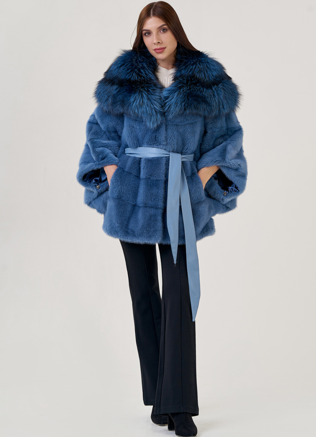 Шуба из норки оверсайз с капюшоном из чернобурки модель № 22258 универмаг малина