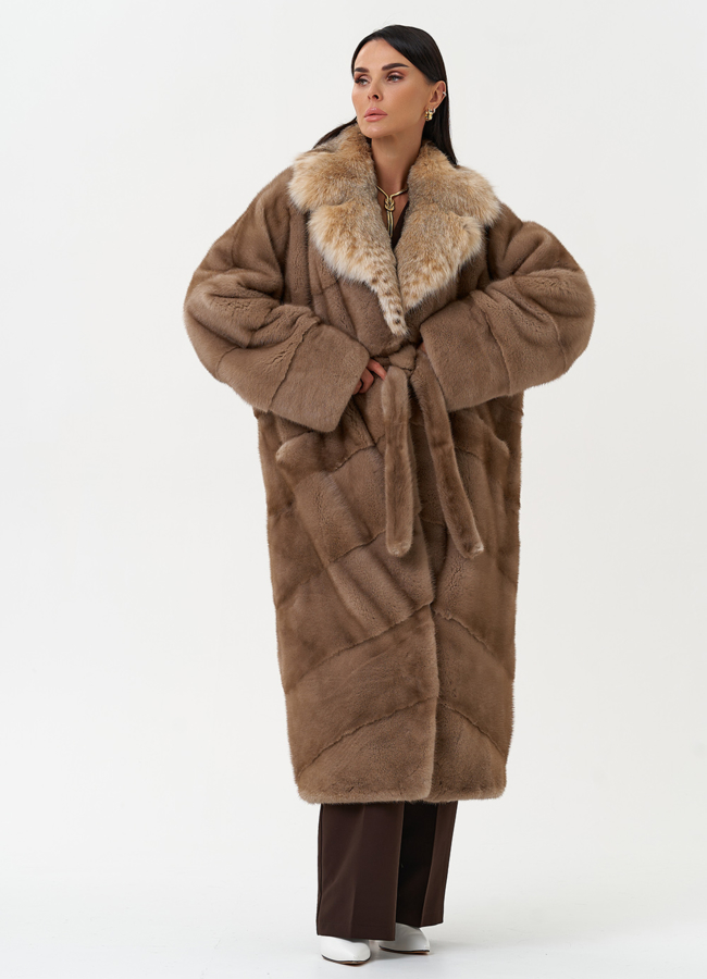 Женская шуба из меха норки с воротником из меха рыси модель № 31163 в рассрочку