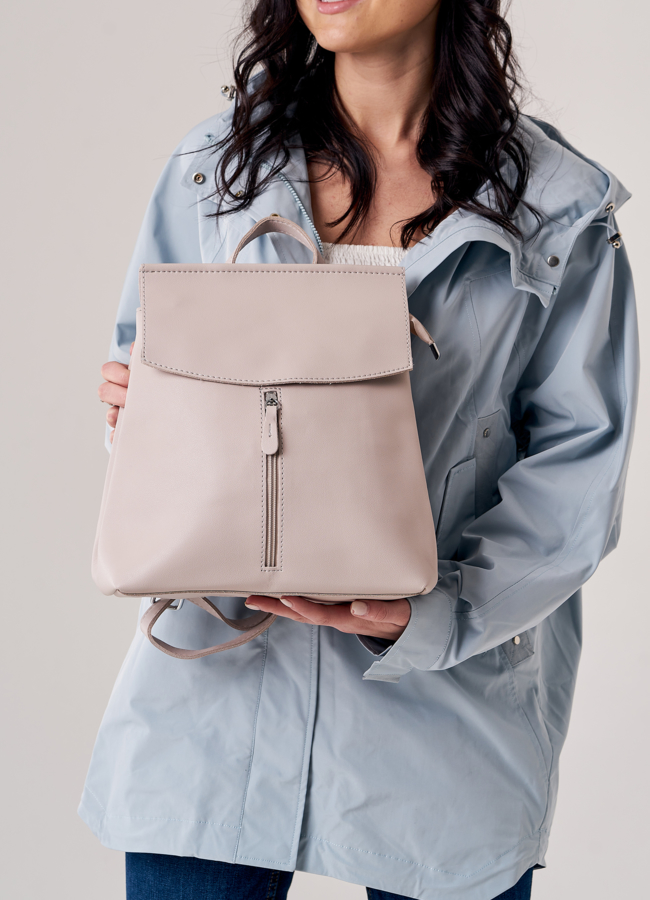 Рюкзак женский из эко кожи розового цвета модель № ZR 9994 меха малина