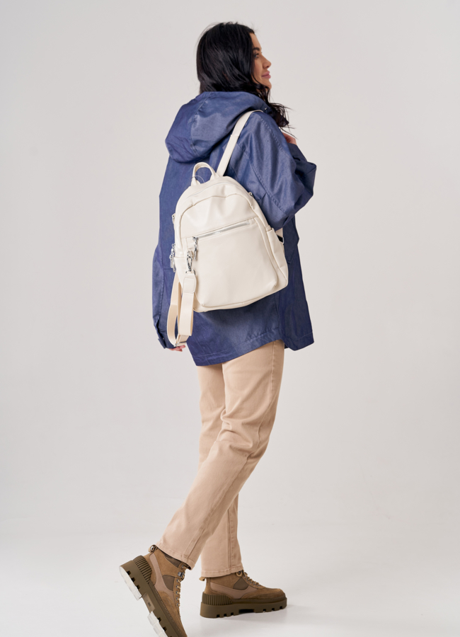 Рюкзак женский из эко кожи бежевого цвета модель № ZR 203 в кредит