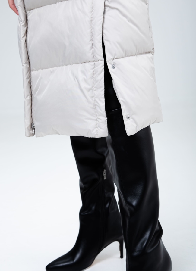 Женский пуховик с капюшоном  модель № 25512 универмаг малина