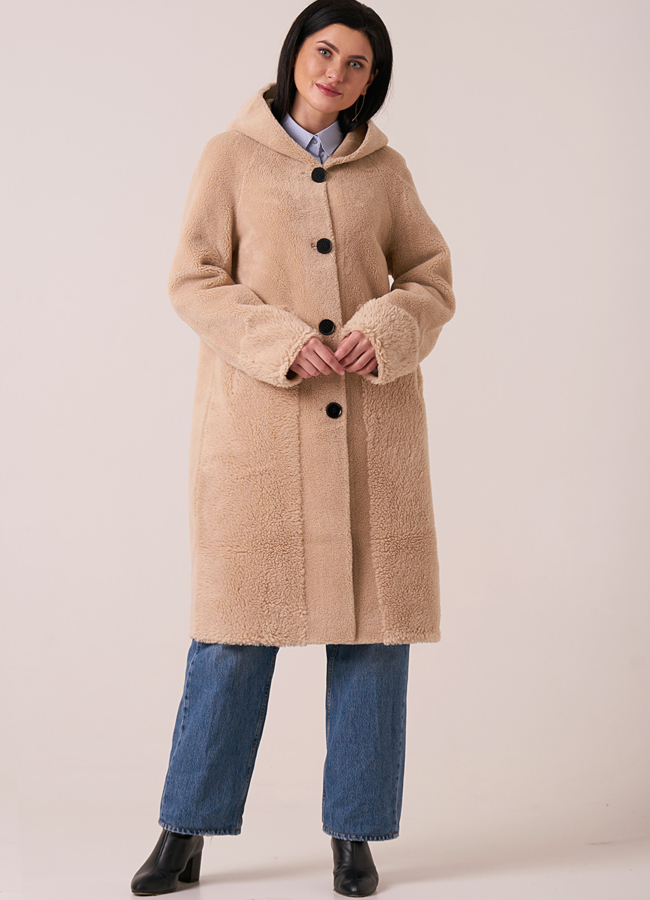 Пальто из эко меха на пуговицах с капюшоном модель № 9801 универмаг малина