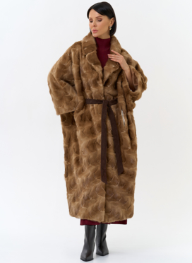 Шуба из меха норки с английским воротником