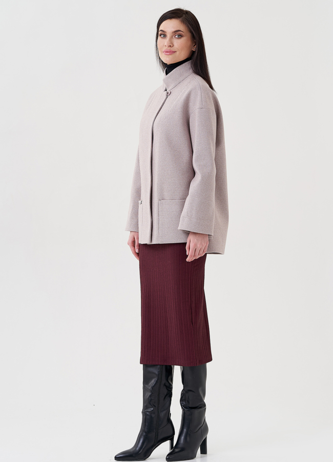 Укороченное женское пальто в бежевом цвете модель № 23964 универмаг малина