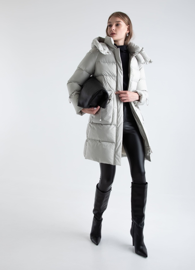 Пуховик женский с капюшоном  модель № 25519 в кредит