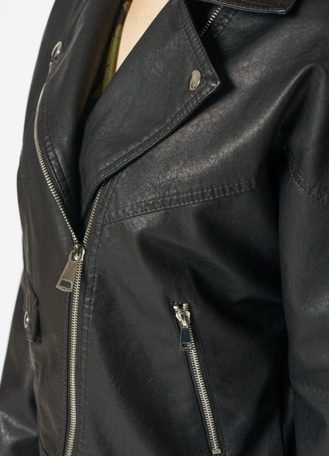 Куртка из эко кожи черного цвета модель № 163 универмаг малина