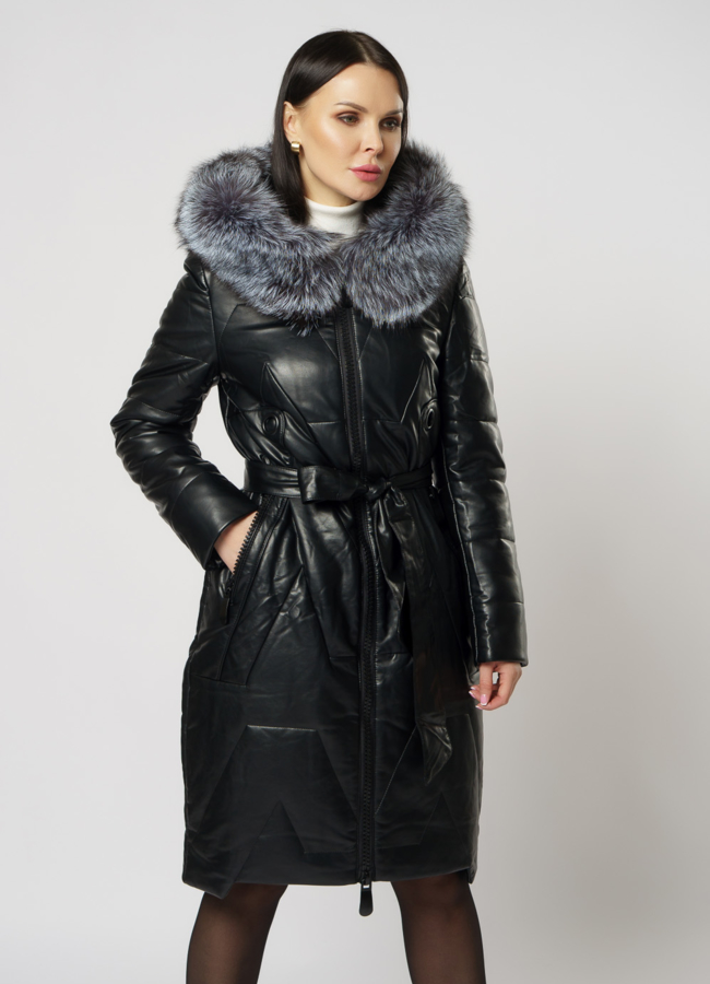 Пуховик из эко кожи черного цвета с отделкой из чернобурки модель № 18262 универмаг малина