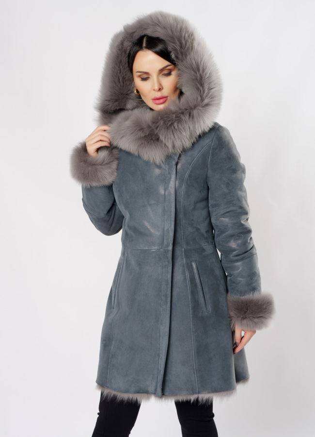 Дубленка серого цвета с капюшоном модель № 7466 универмаг малина