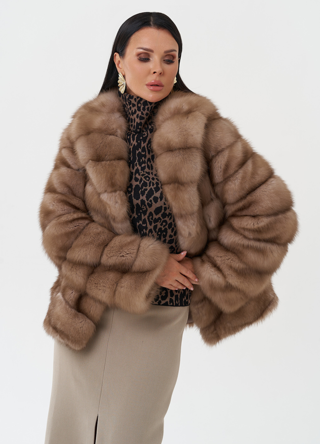 Шуба из меха куницы модель № 28435 универмаг малина