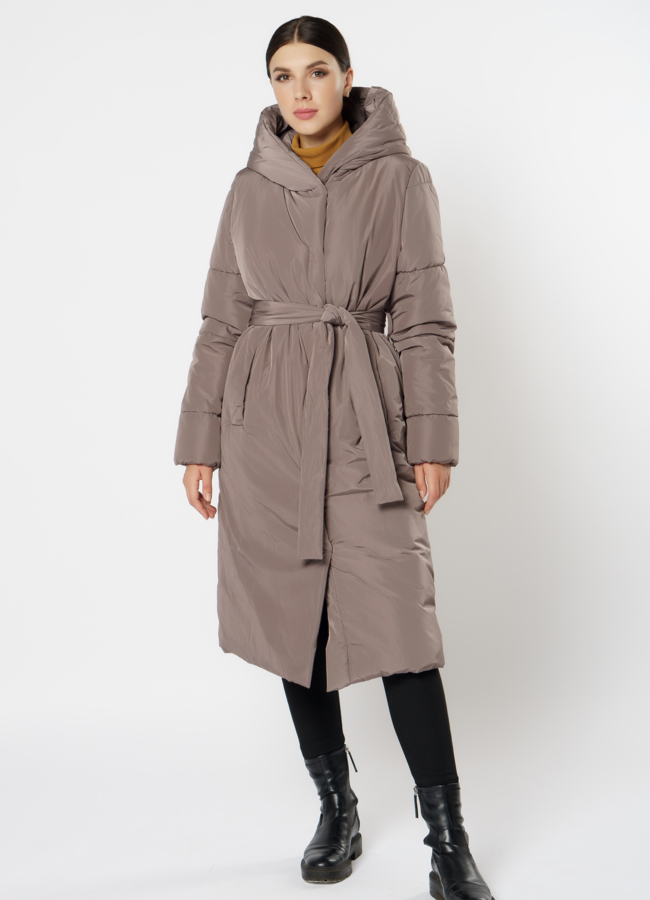 Пуховик женский коричневого цвета с капюшоном модель № 0309 меха малина