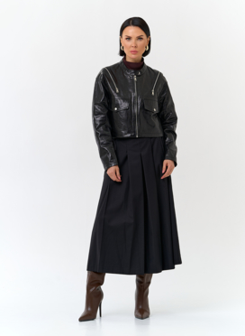 Куртка из натуральной кожи с декоративными молниями