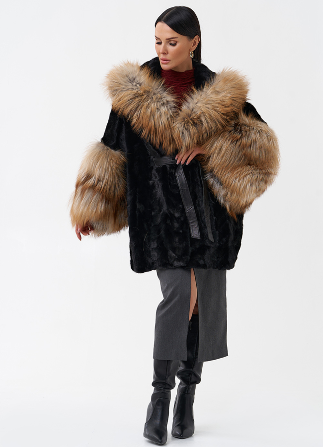 Шуба из скандинавской норки с лисой модель № 29216 в рассрочку