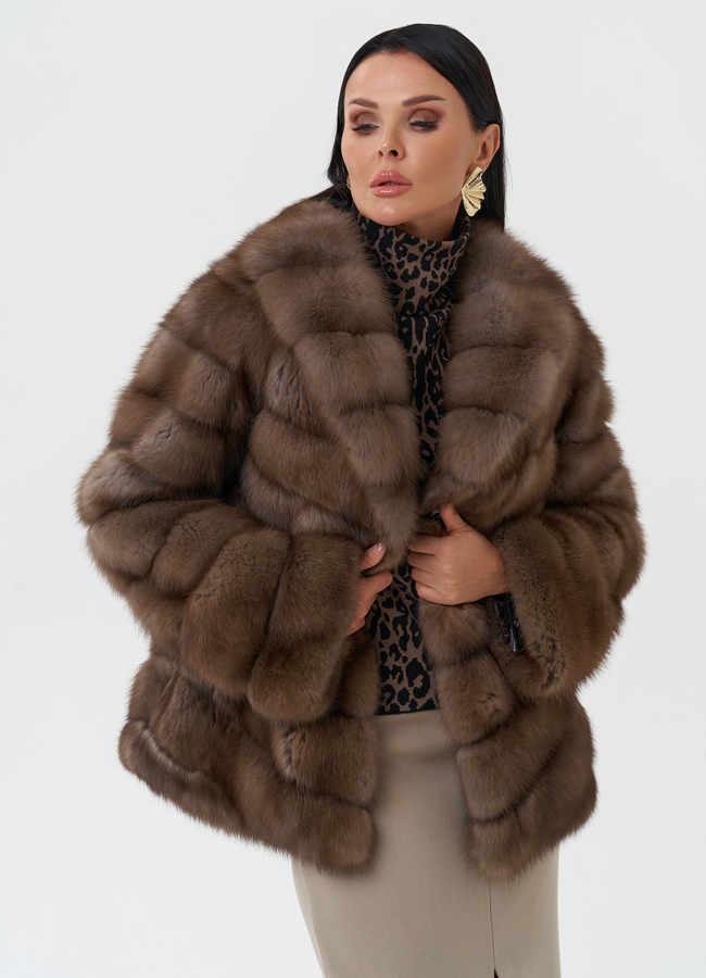 Шуба из меха куницы с английским воротником модель № 28084 универмаг малина