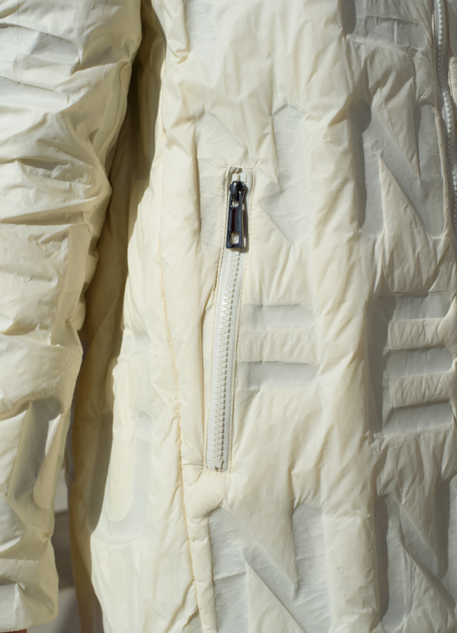 Женское полупальто с капюшоном  модель № 22530 универмаг малина