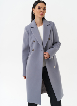 Женское двубортное пальто с поясом