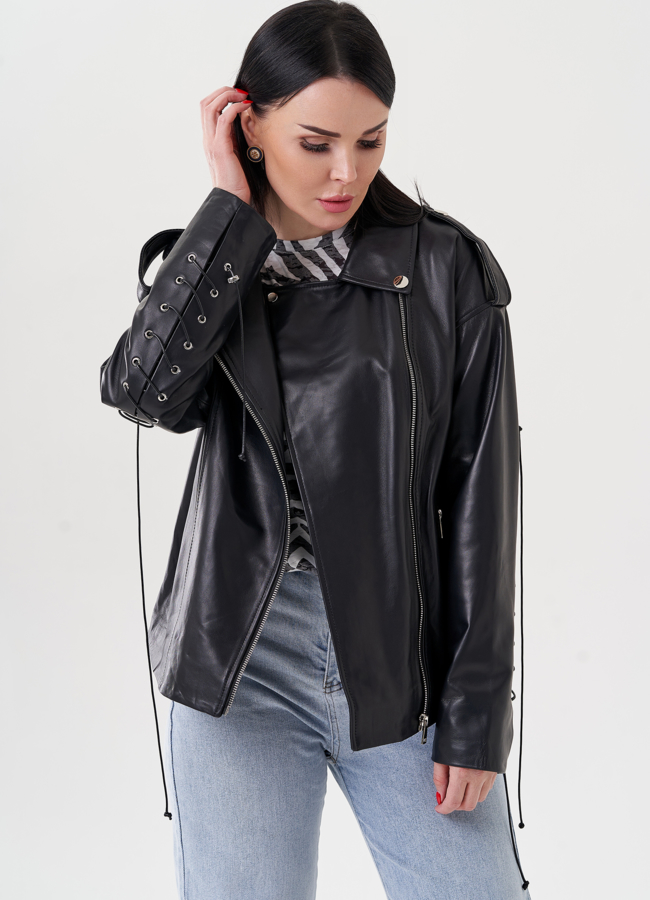 Женская куртка косуха из натуральной кожи  модель № 24401 меха малина