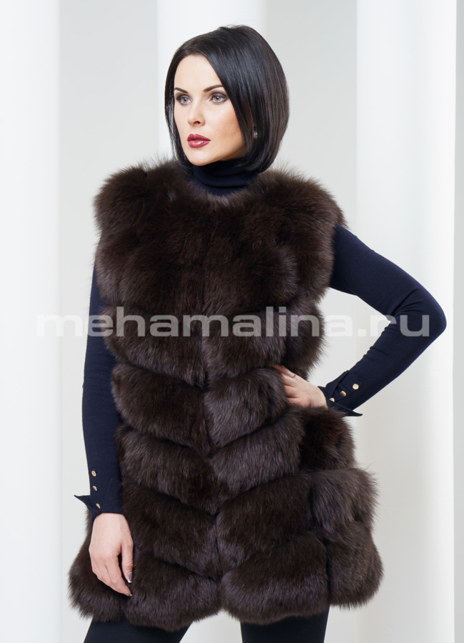 Жилет из песца, цвет шоколад модель № S-363 меха малина