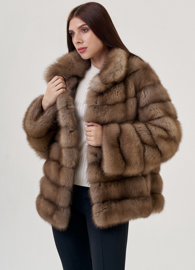 Короткая шуба из куницы модель № 23219 универмаг малина