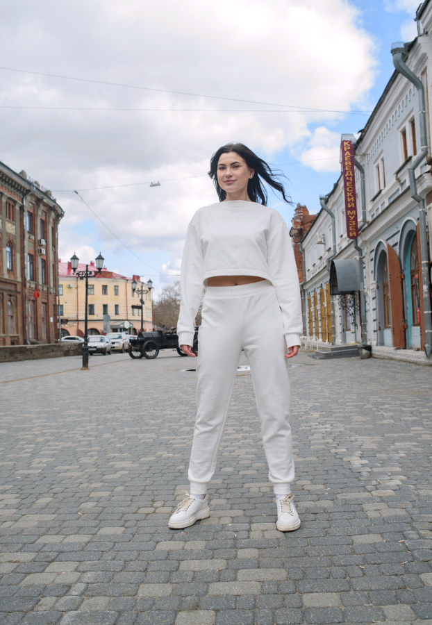 Брюки  модель № 02  меха малина