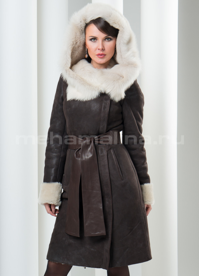 Дубленка с капюшоном на молнии bej-micro модель № D-79 меха малина