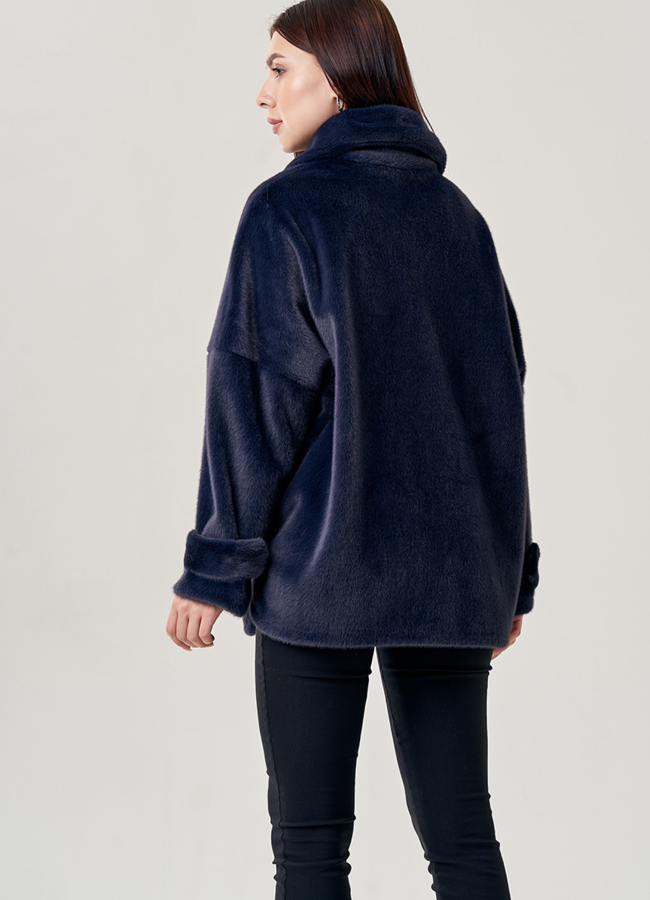 Куртка из эко меха синего цвета  модель № 22957 универмаг малина