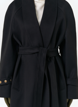 Женское длинное пальто с поясом