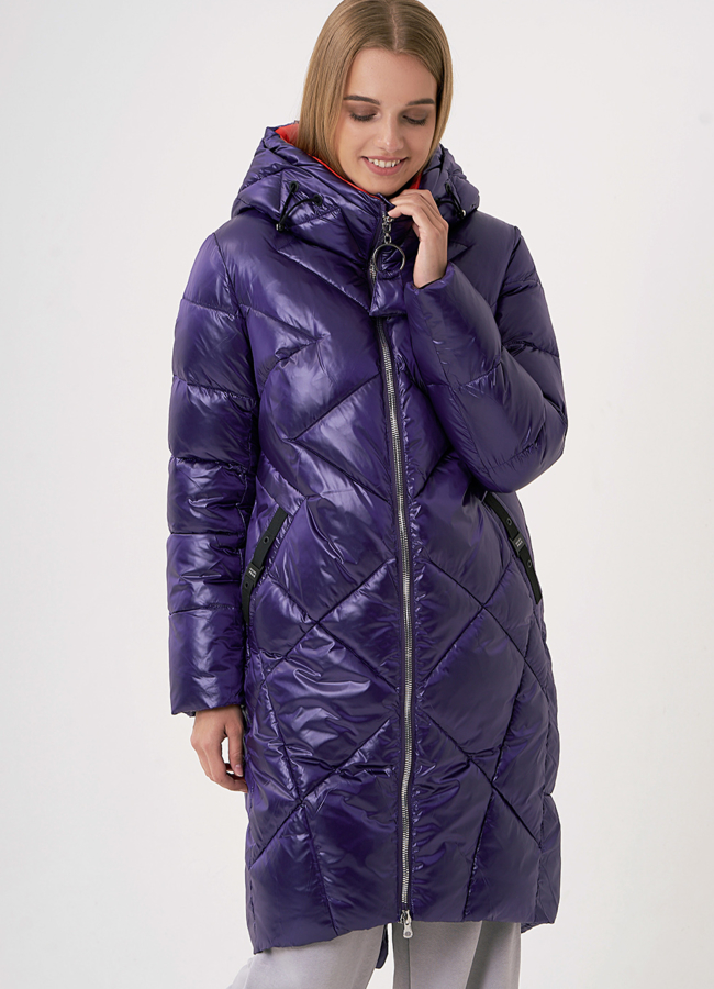 Пуховик на молнии с капюшоном модель № 832 меха малина