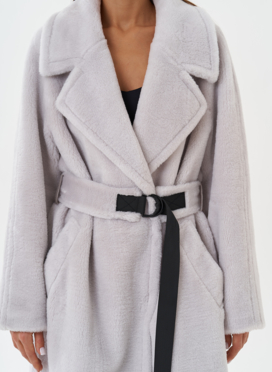 Пальто из шерсти с поясом